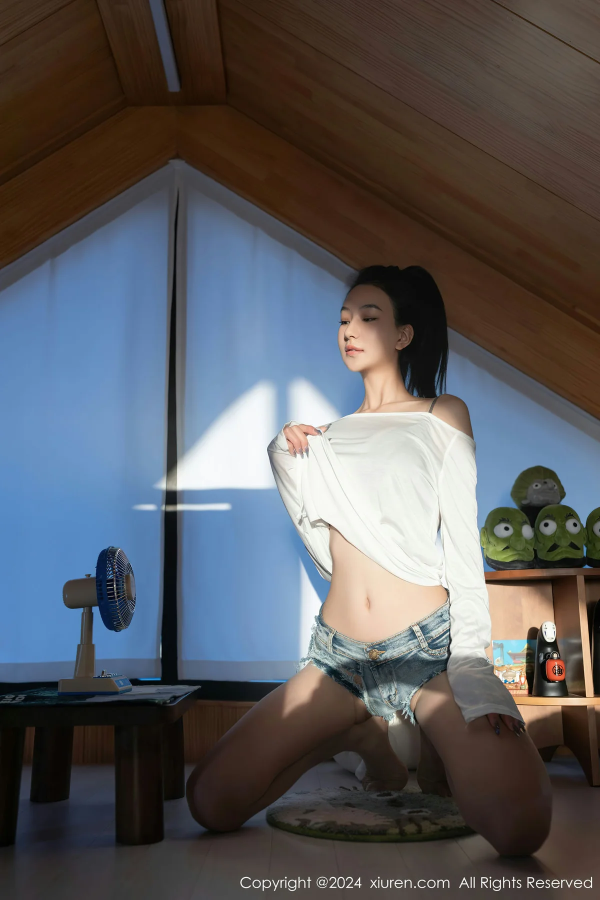 XiuRen 秀人 No.8345 熊小诺 玉背白色服饰性感写真1 - 7