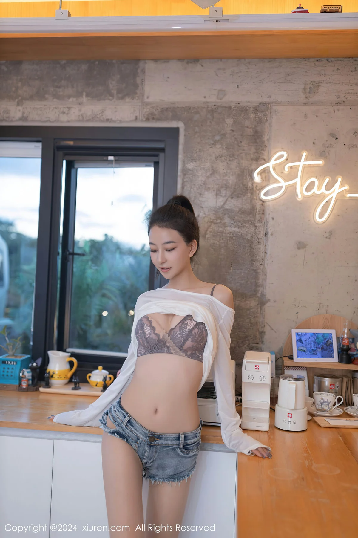 XiuRen 秀人 No.8345 熊小诺 玉背白色服饰性感写真1 - 9