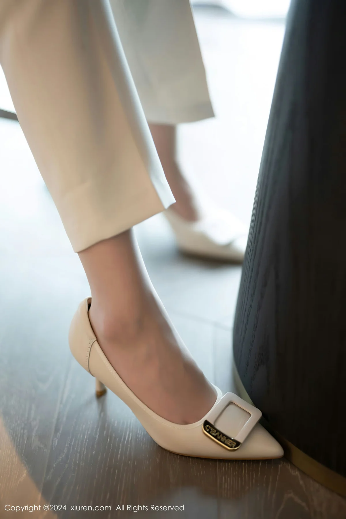 XiuRen 秀人 No.8354 梦心玥 轻透内衣哈尔滨旅拍1 - 10