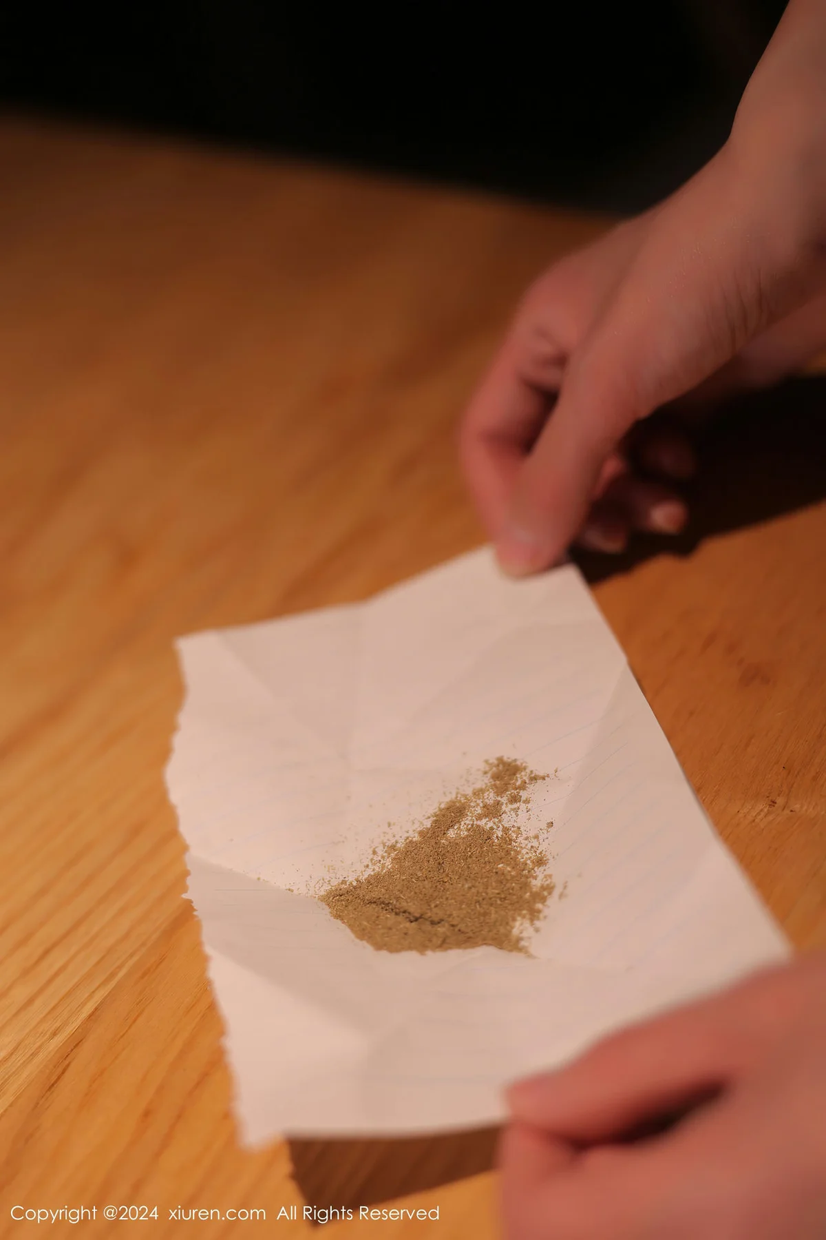 XiuRen 秀人 No.8388 桃妖夭 咖啡色围裙性感写真111 - 4