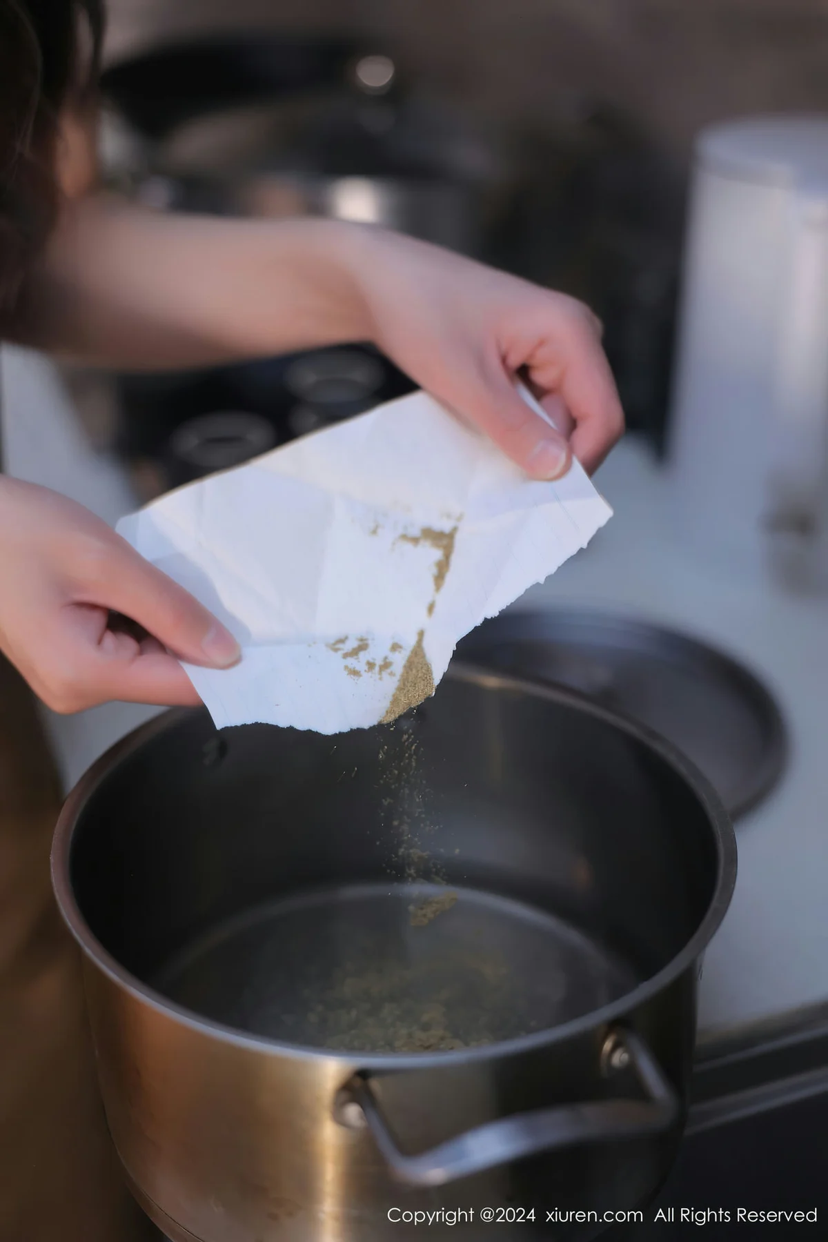 XiuRen 秀人 No.8388 桃妖夭 咖啡色围裙性感写真111 - 5