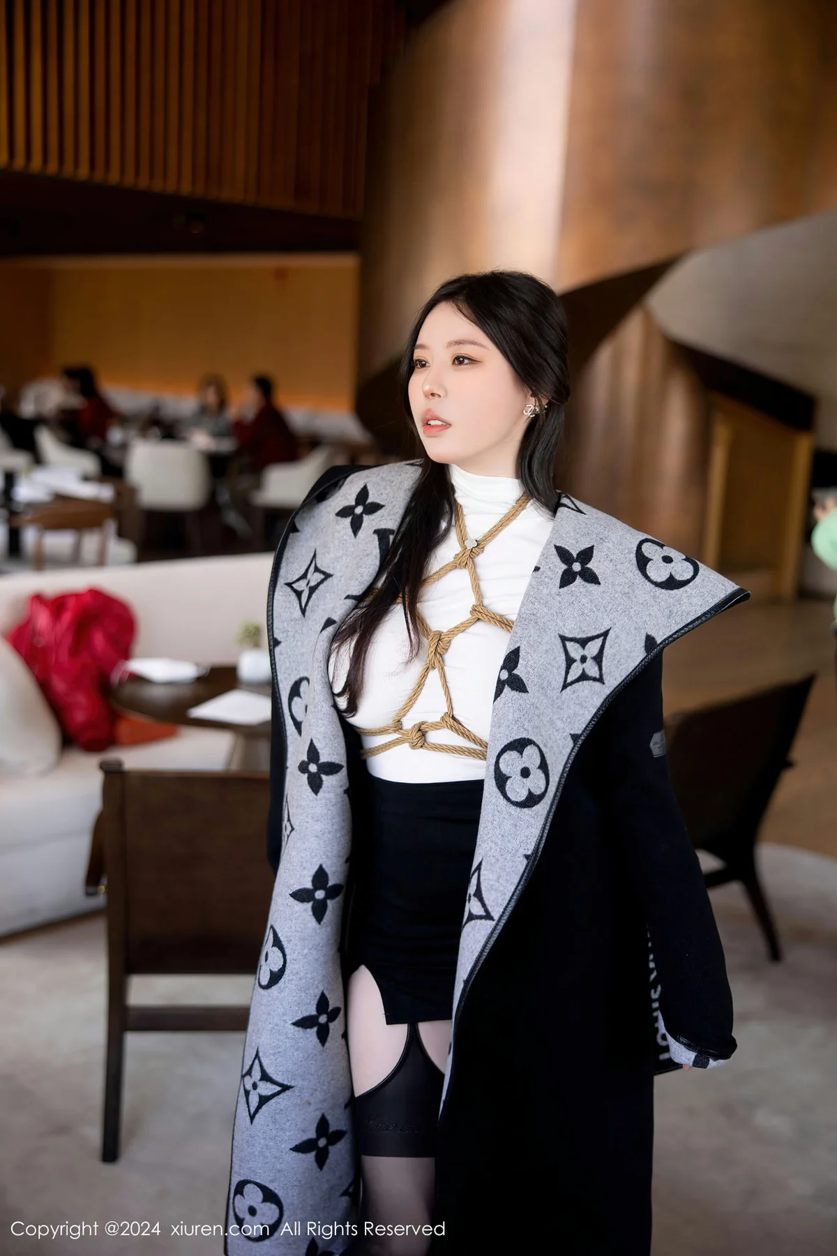 XiuRen 秀人 No.8390 白茹雪 白色轻透上衣性感写真111 - 3