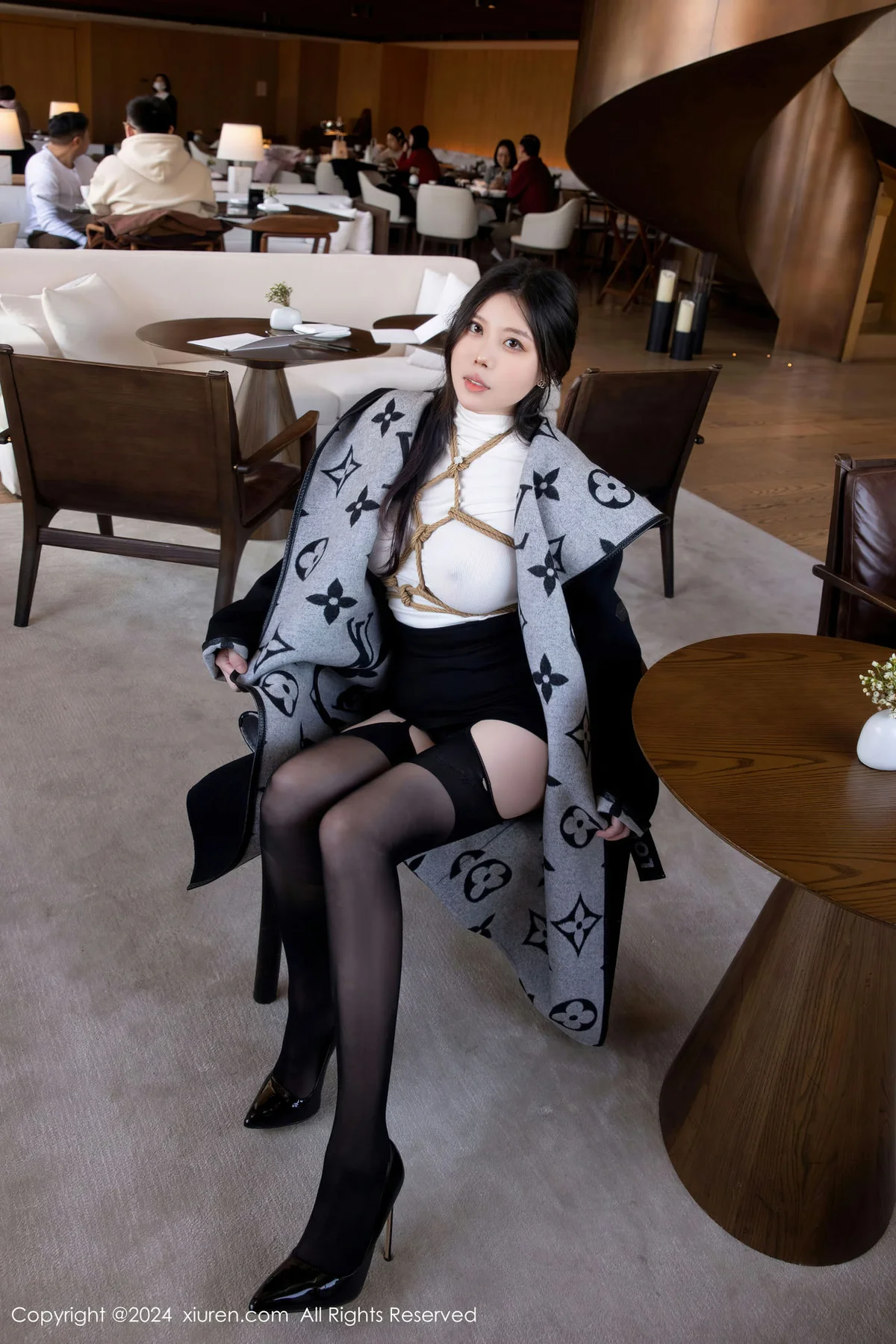 XiuRen 秀人 No.8390 白茹雪 白色轻透上衣性感写真111 - 7