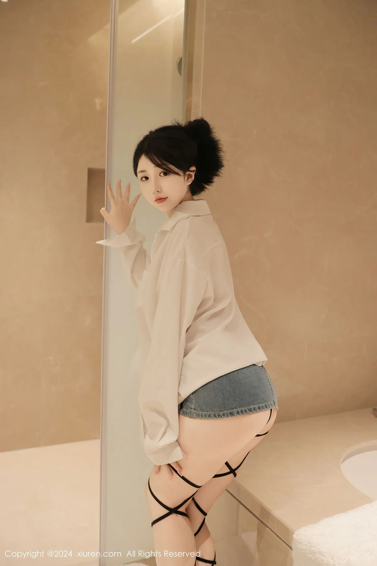 XiuRen 秀人 No.8400 陈小花 白色轻透上衣性感写真11 - 7