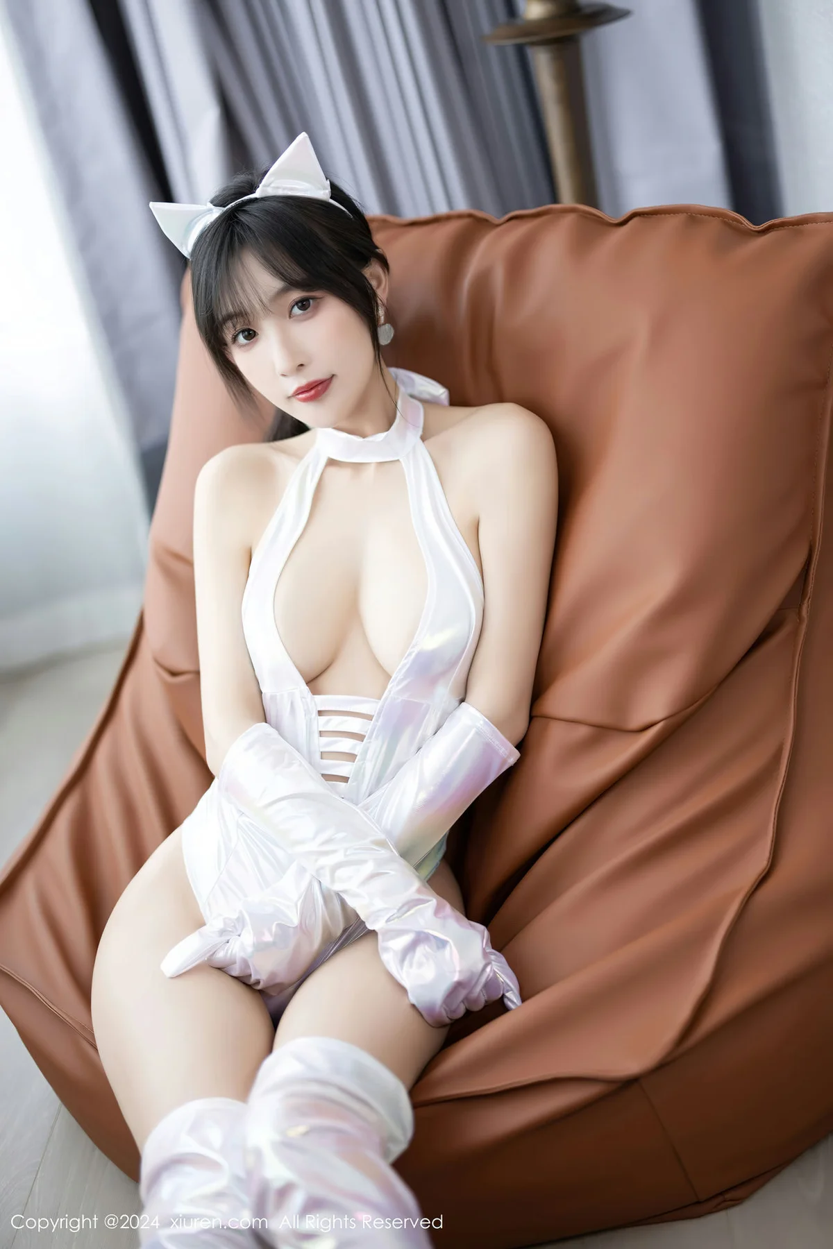 XiuRen 秀人 No.8409 林星阑 白色连体衣哈尔滨旅拍1 - 5