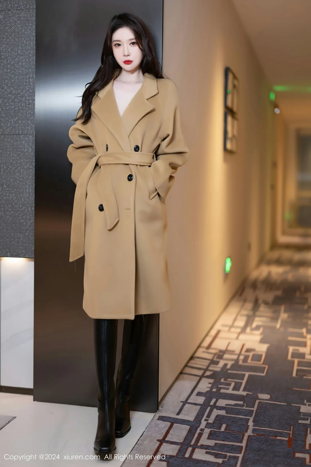 XiuRen 秀人 No.8414 王心悦 蓝色OL服饰性感写真11 - 6