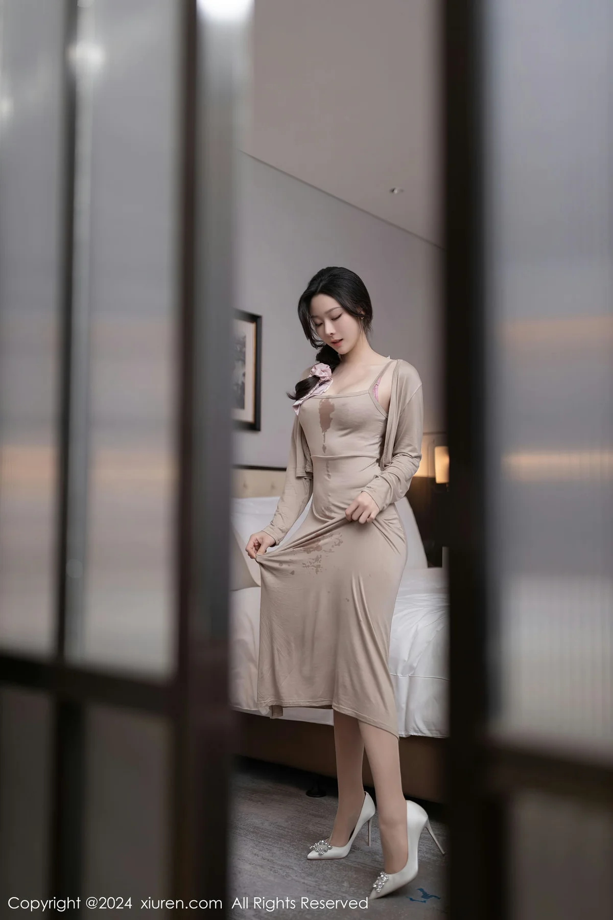 XiuRen 秀人 No.8417 小逗逗 轻透连衣裙性感写真22 - 4