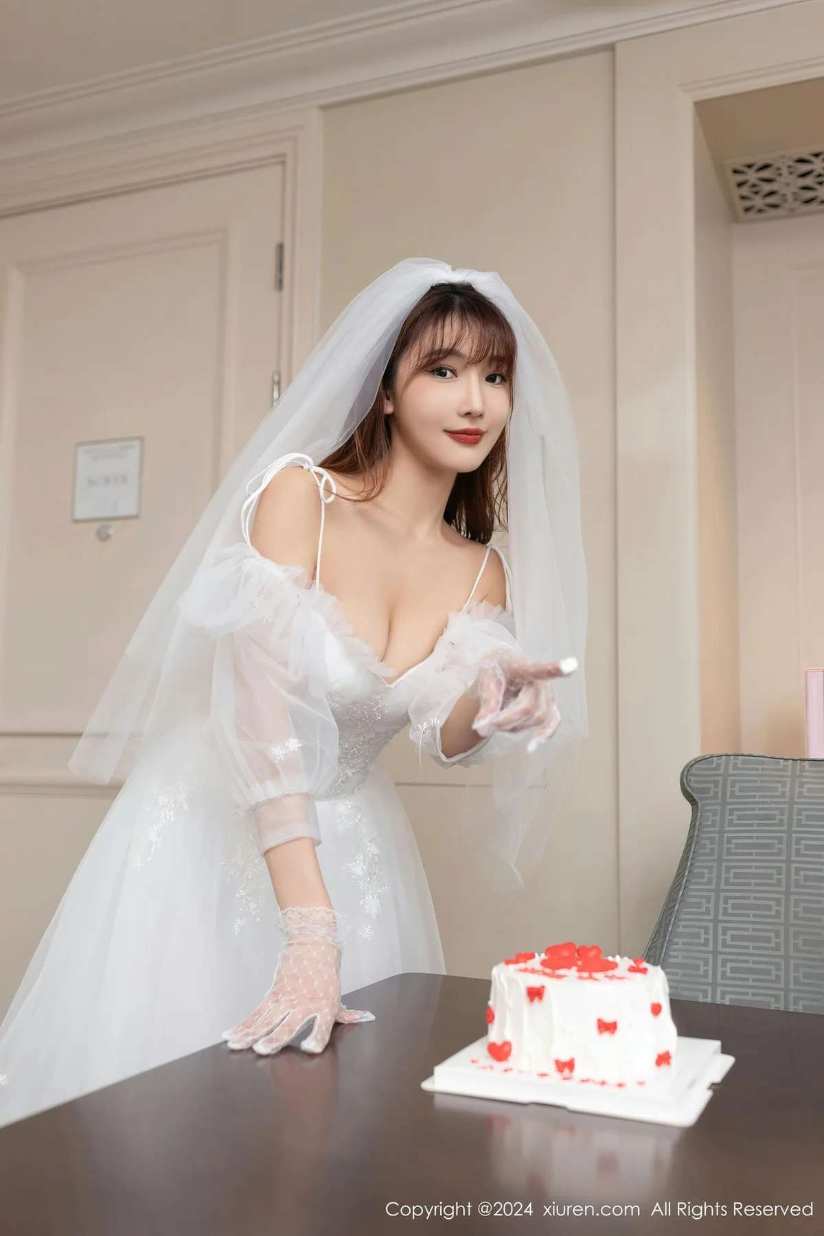 XiuRen 秀人 No.8418 陆萱萱 白色婚纱泰国旅拍111 - 4