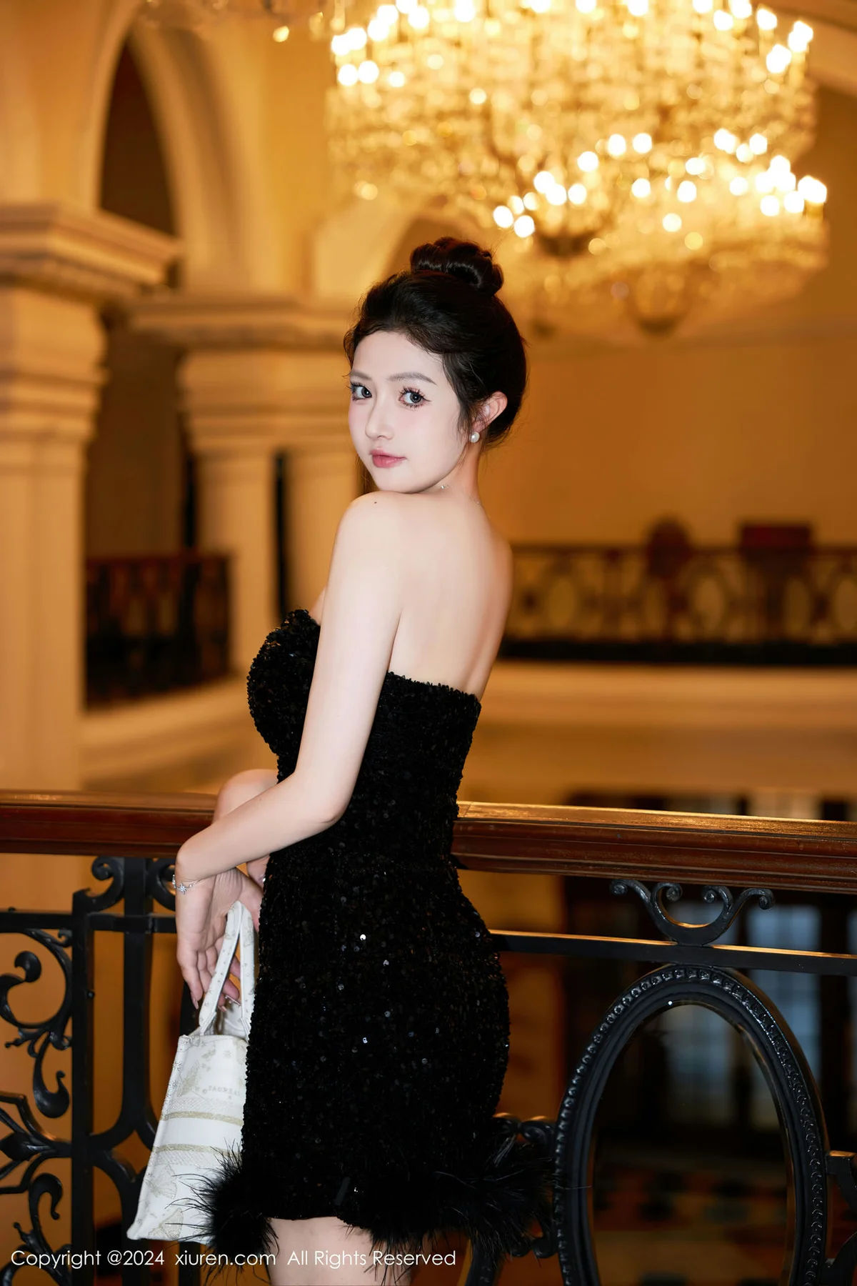 XiuRen 秀人 No.8462 养乐多DoDo 华尔道夫黑色小礼服性感写真3 - 5