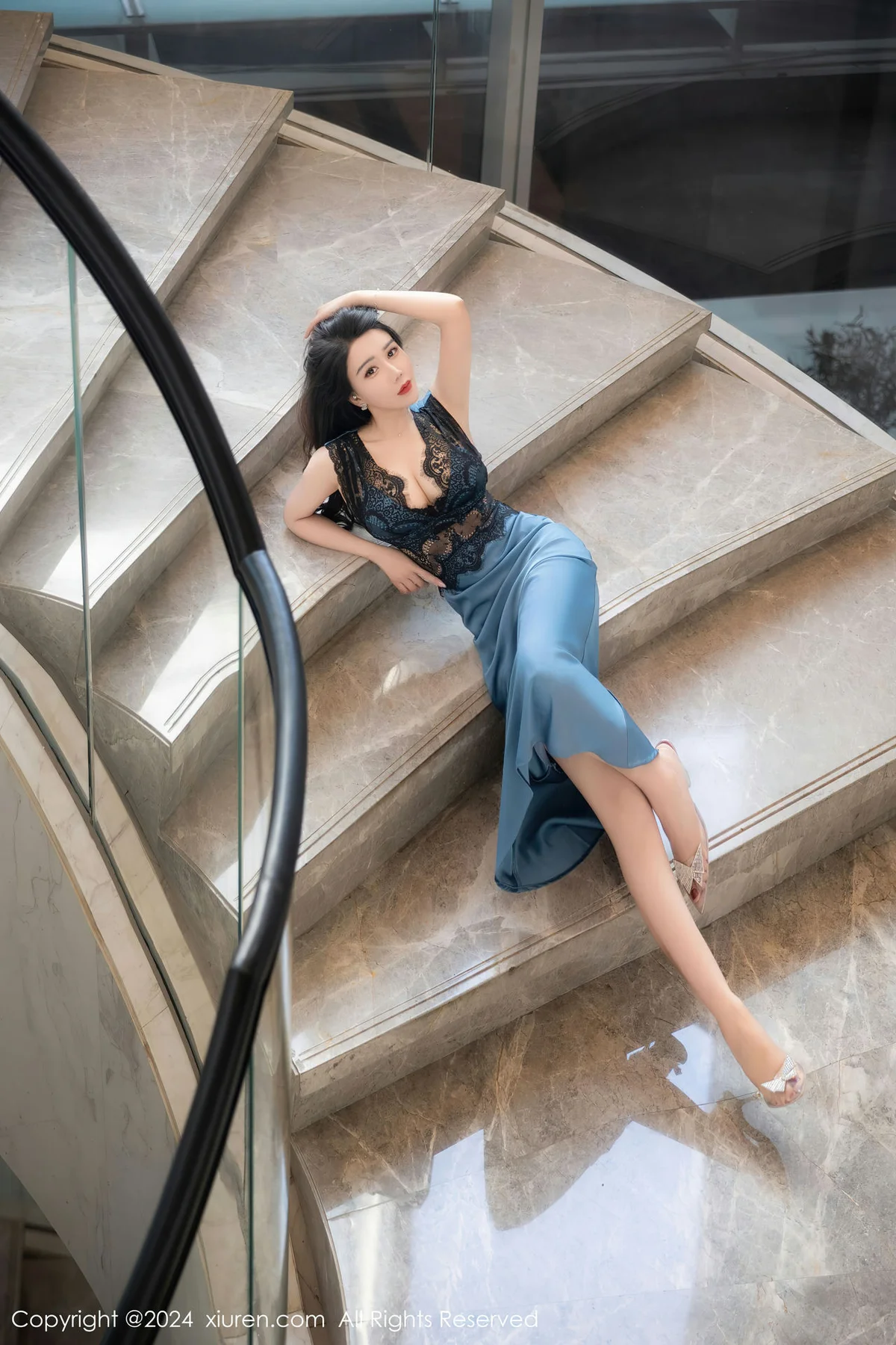 XiuRen 秀人 No.8466 李若汐 黑色情趣内衣性感写真33 - 3