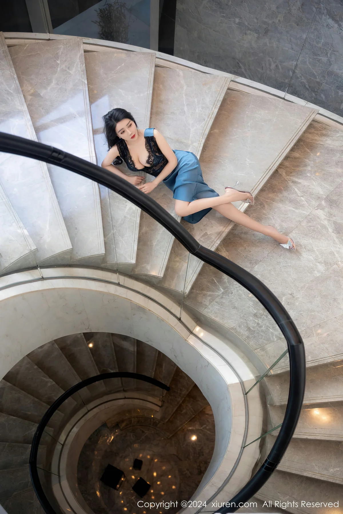 XiuRen 秀人 No.8466 李若汐 黑色情趣内衣性感写真33 - 4