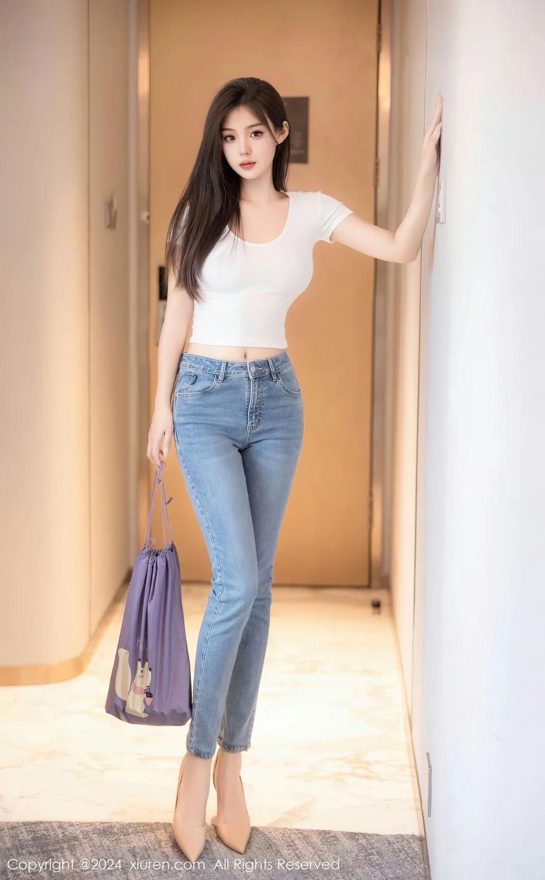 XiuRen 秀人 No.8467 周周不吃香菜 首套写真白色上衣11 - 1