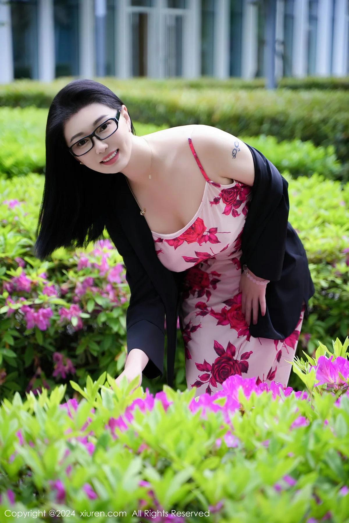 XiuRen 秀人 No.8468 雅茹老师 厨房场景拍摄性感写真33 - 3