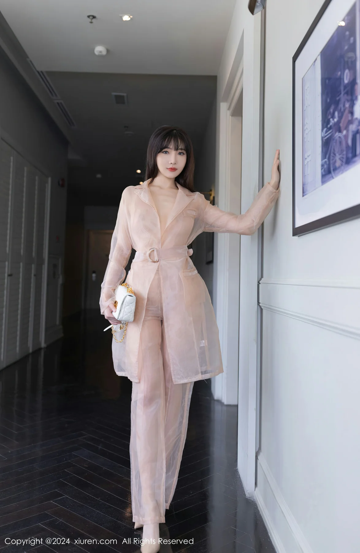 XiuRen 秀人 No.8509 陆萱萱 浅粉色透视西装性感写真11 - 5
