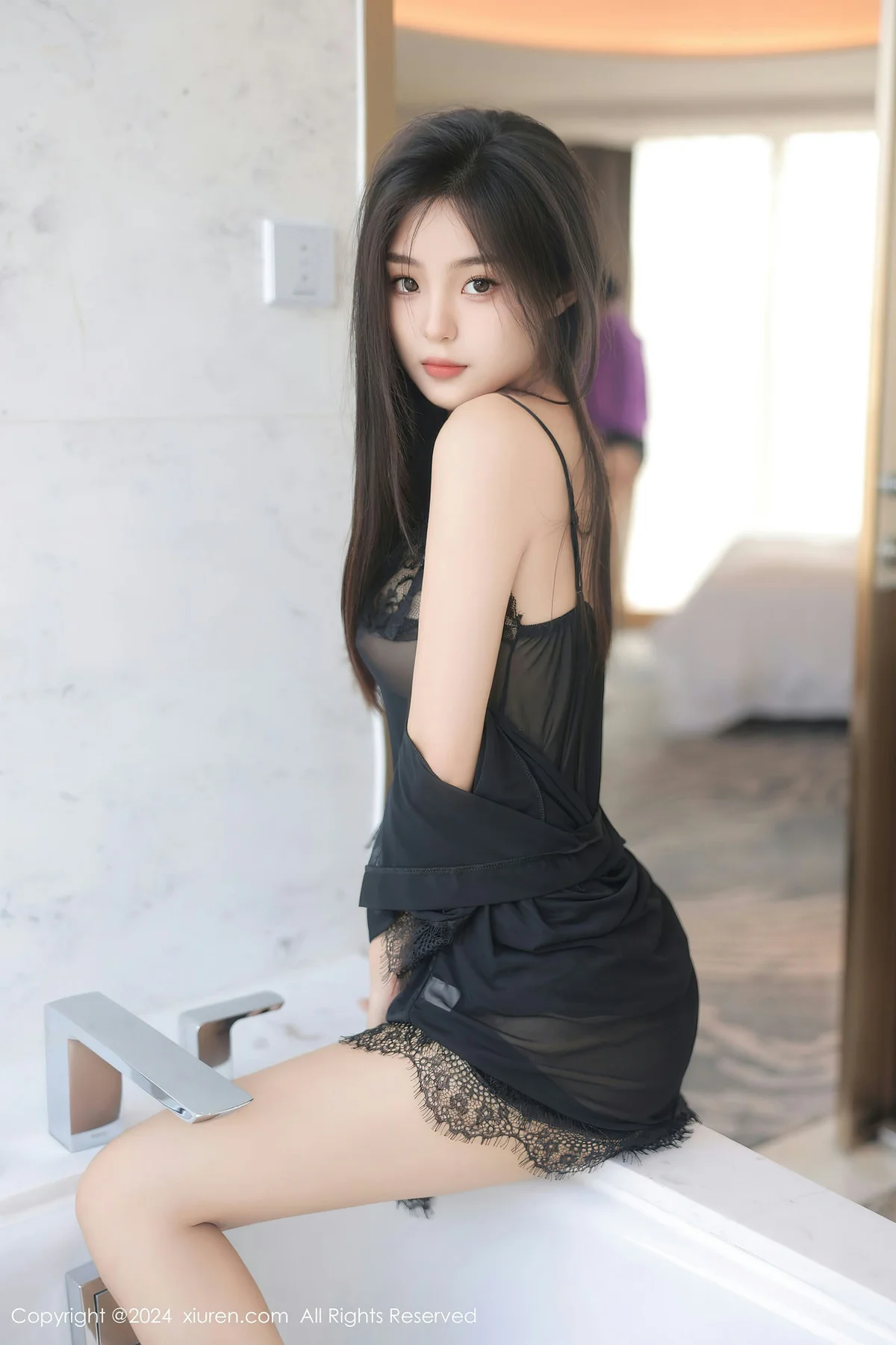XiuRen 秀人 No.8550 周周不吃香菜 黑色轻透服饰性感写真1 - 4