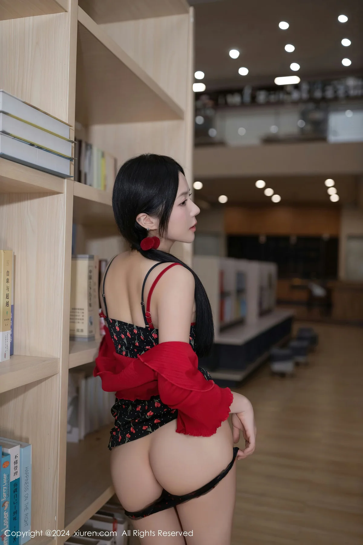 XiuRen 秀人 No.8596 鱼子酱Fish 图书馆场景拍摄性感写真1 - 8