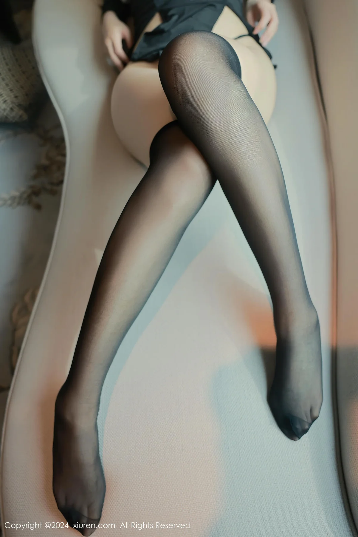 XiuRen 秀人 No.8614 雪糕CiCi 修女服饰性感写真 - 4