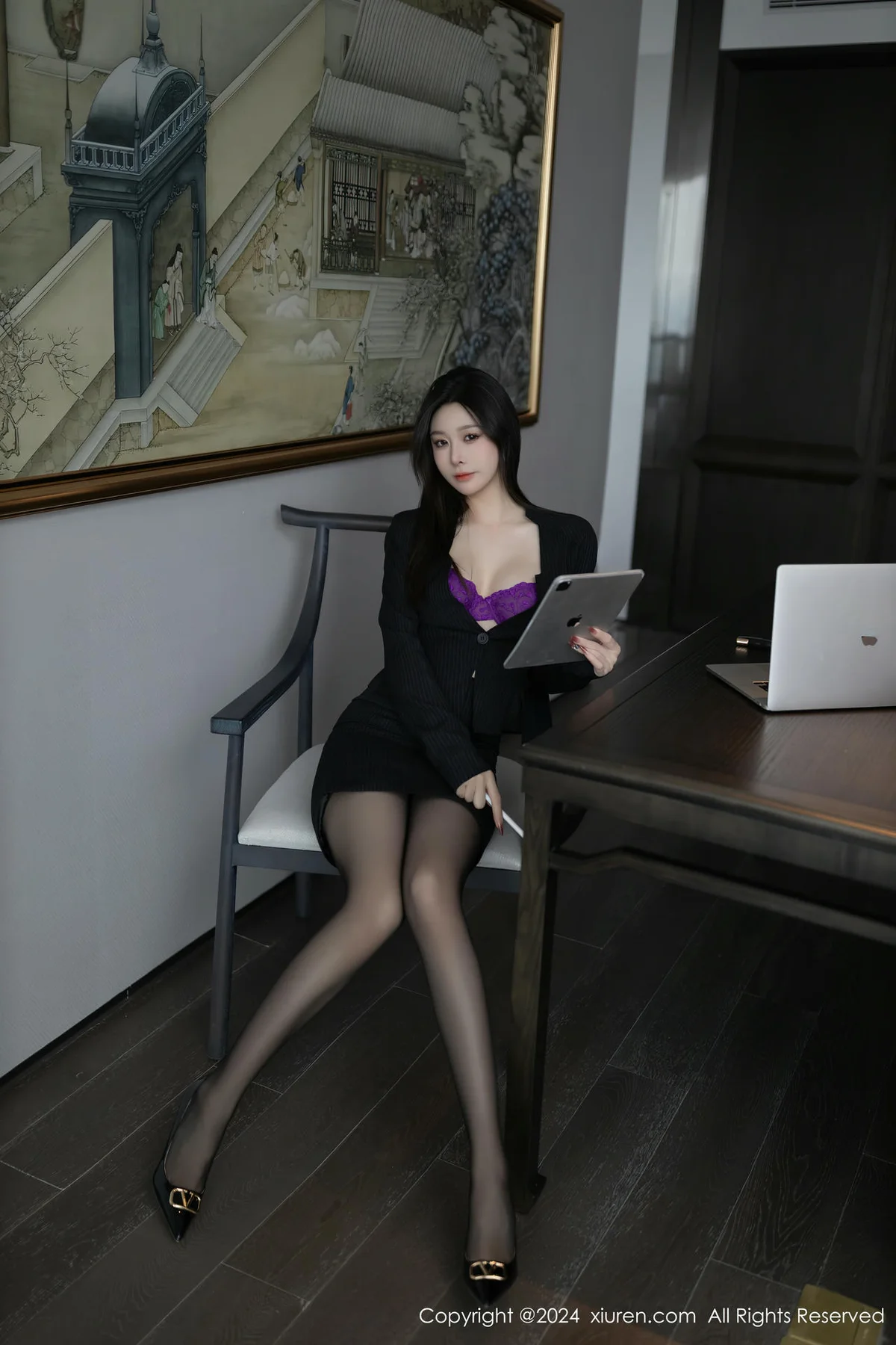 XiuRen 秀人 No.8626 小逗逗 黑色秘书OL性感写真11 - 4