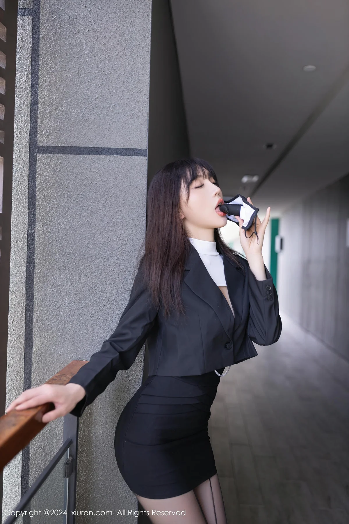 XiuRen 秀人 No.8627 陆萱萱 口罩主题拍摄性感写真111 - 3