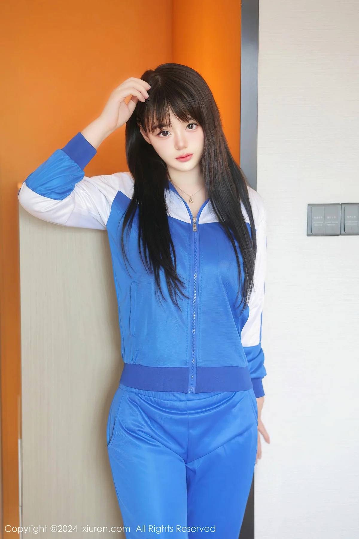 XiuRen 秀人 No.8631 陈柒柒 感蓝色学妹服饰性感写真1 - 2