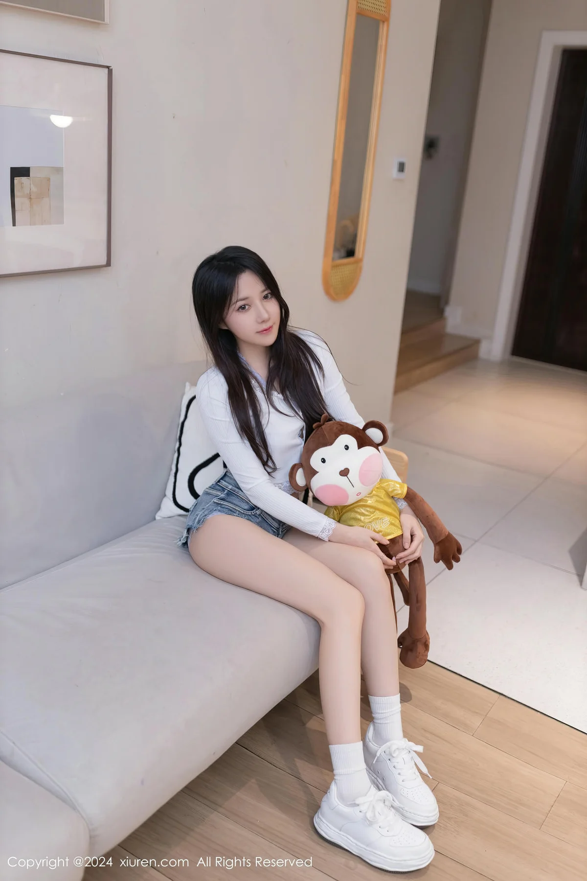 XiuRen 秀人 No.8639 鱼子酱Fish 香蕉小猴主题拍摄性感写真11 - 1