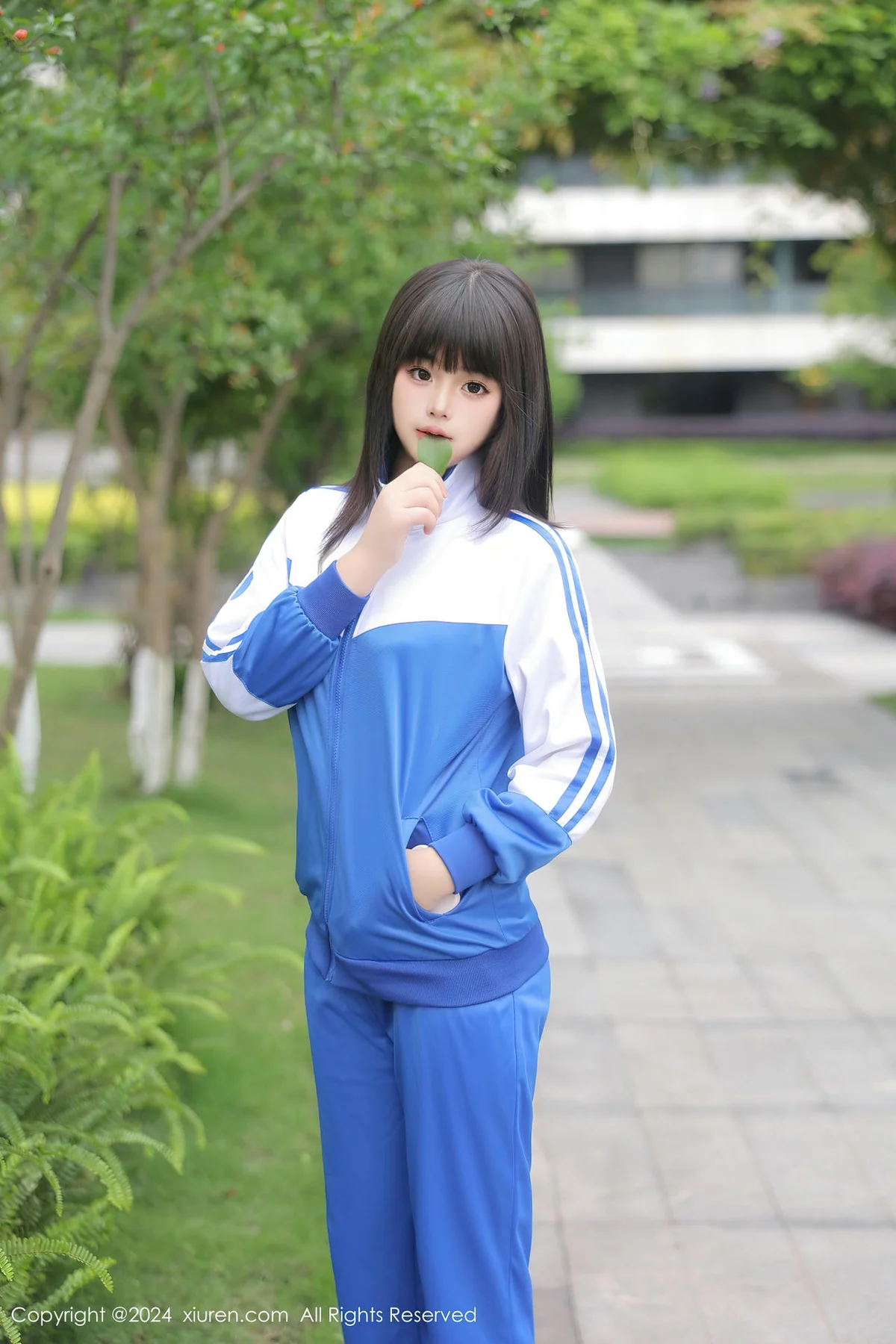 XiuRen 秀人 No.8647 徐若兮学生装搭配性感写真 - 5