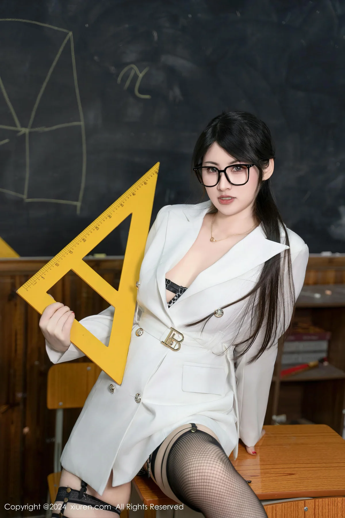 XiuRen 秀人 No.8694 诗诗kiki 辅导老师放飞自我日系教师写真1 - 9