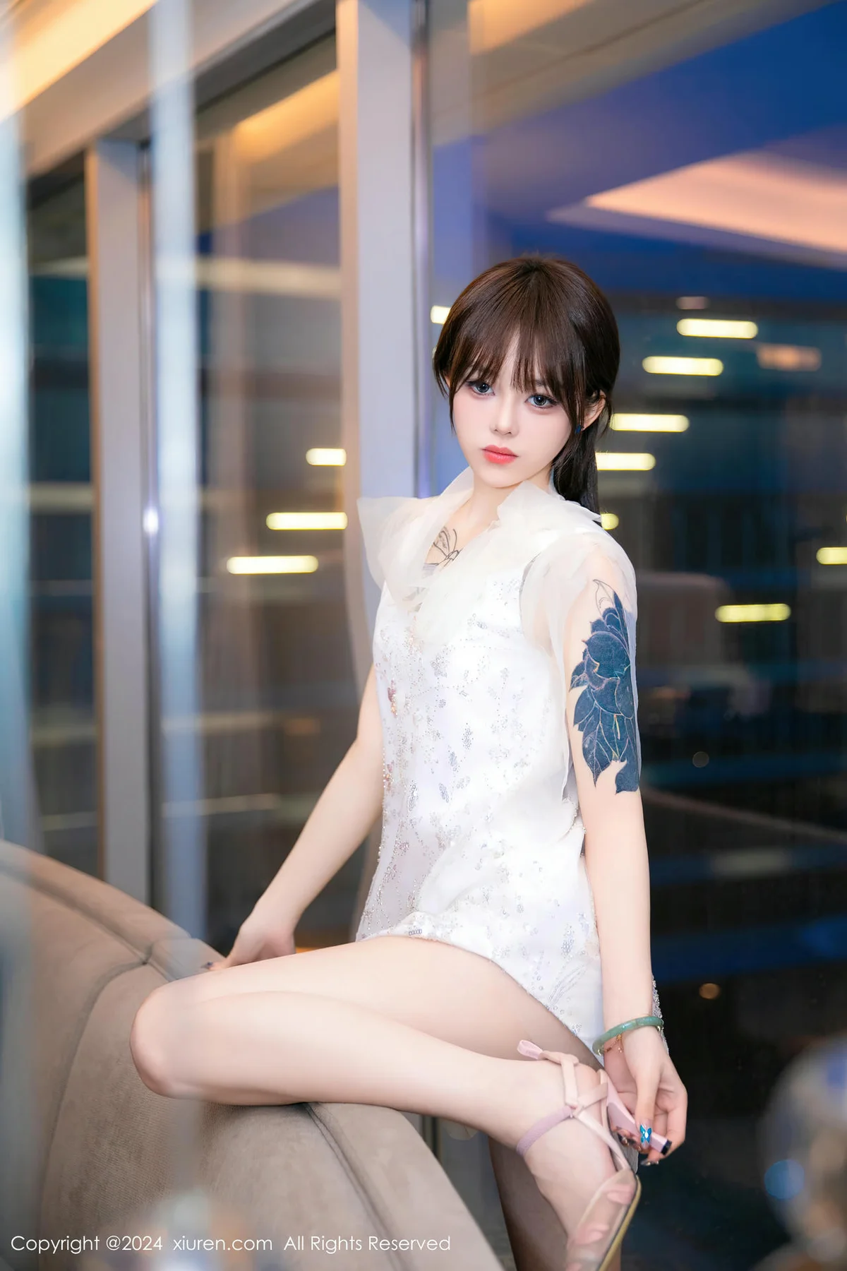 XiuRen 秀人 No.8696 奶瓶. 情趣内衣性感写真2 - 6