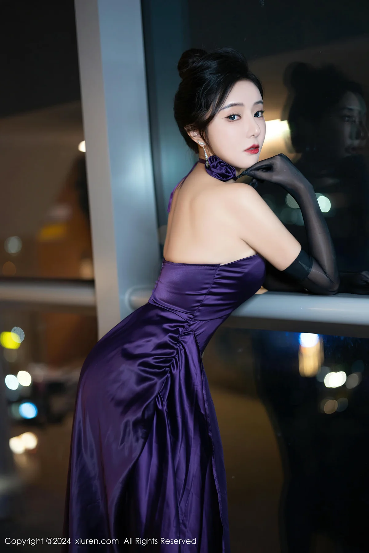 XiuRen 秀人 No.8698 王馨瑶yanni 紫色丝袜性感写真1 - 6