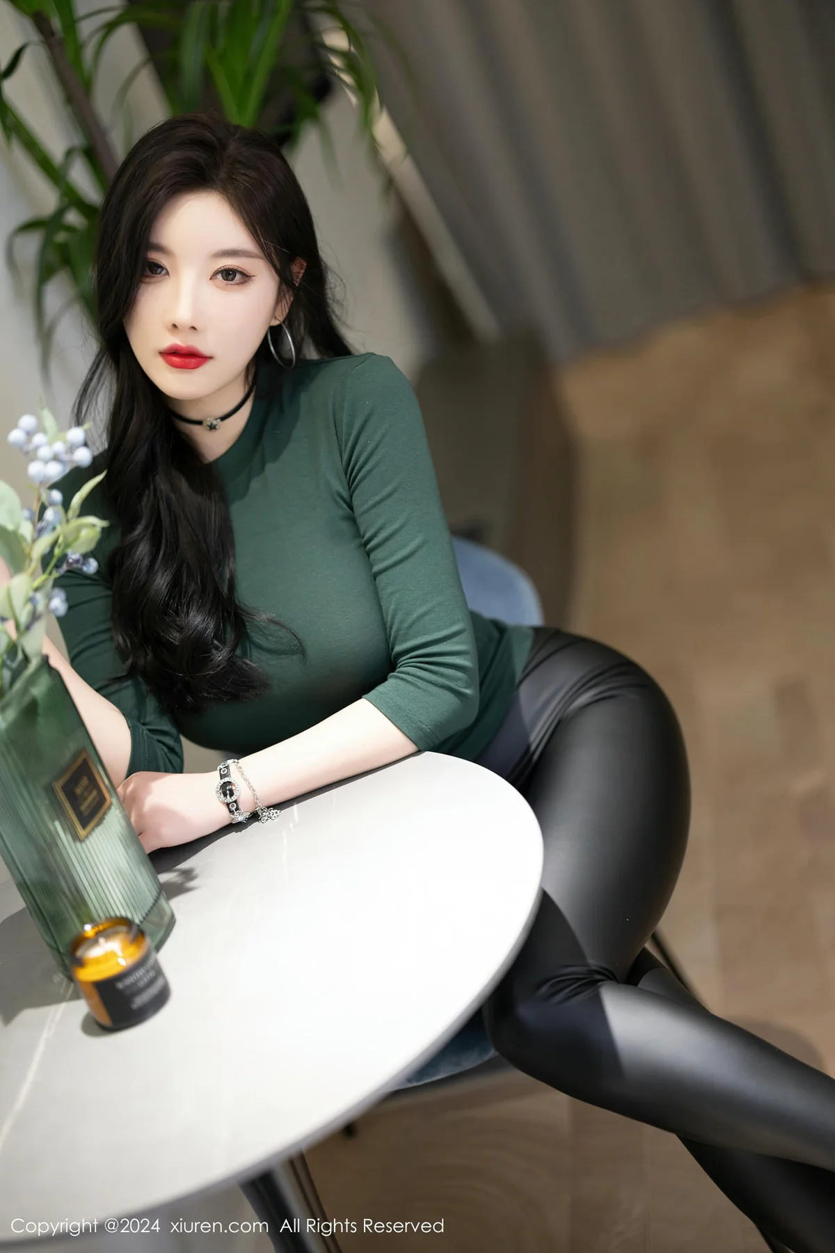 XiuRen 秀人 No.8707 杨晨晨Yome 黑色皮裤性感写真1 - 3