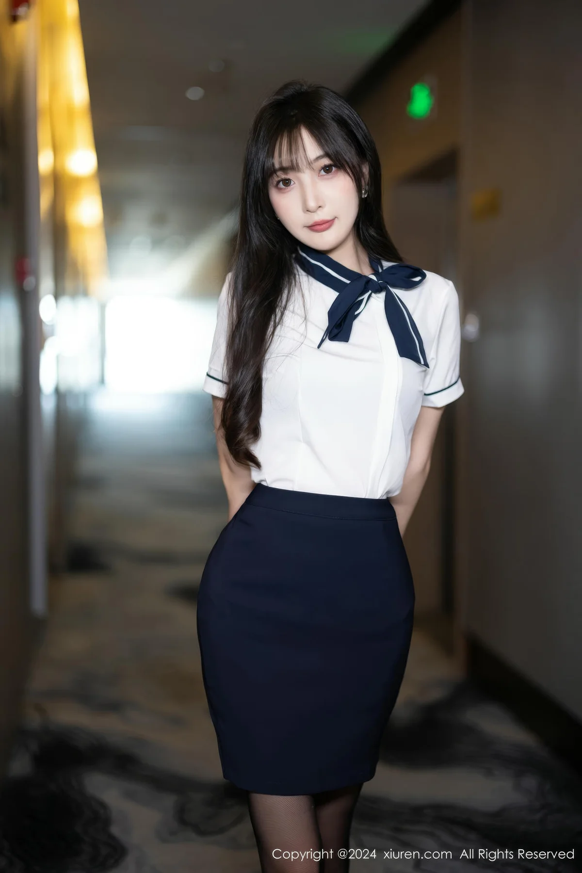 XiuRen 秀人 No.8727 林星阑 深色制服性感写真 - 3
