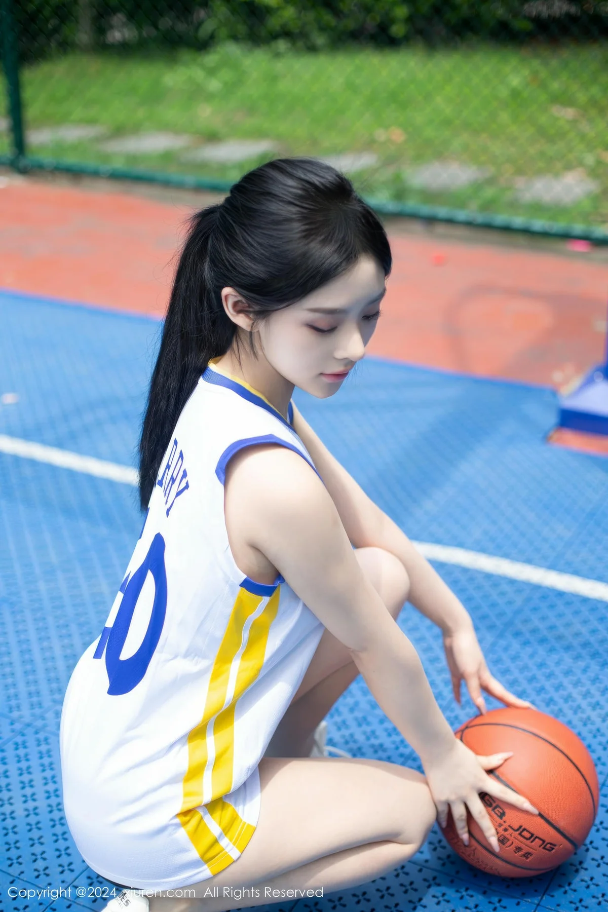 XiuRen 秀人 No.8744 豆瓣酱 蓝球场景互动拍摄性感写真111 - 2