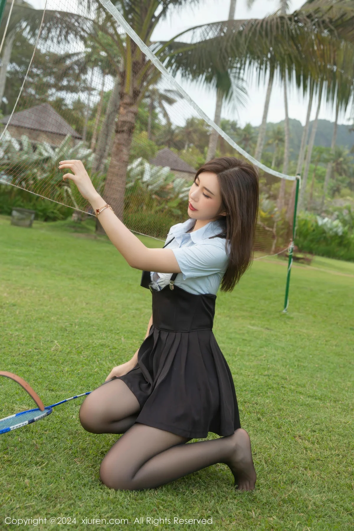 XiuRen 秀人 No.8752 绮里嘉ula 淡蓝T恤性感写真1 - 5