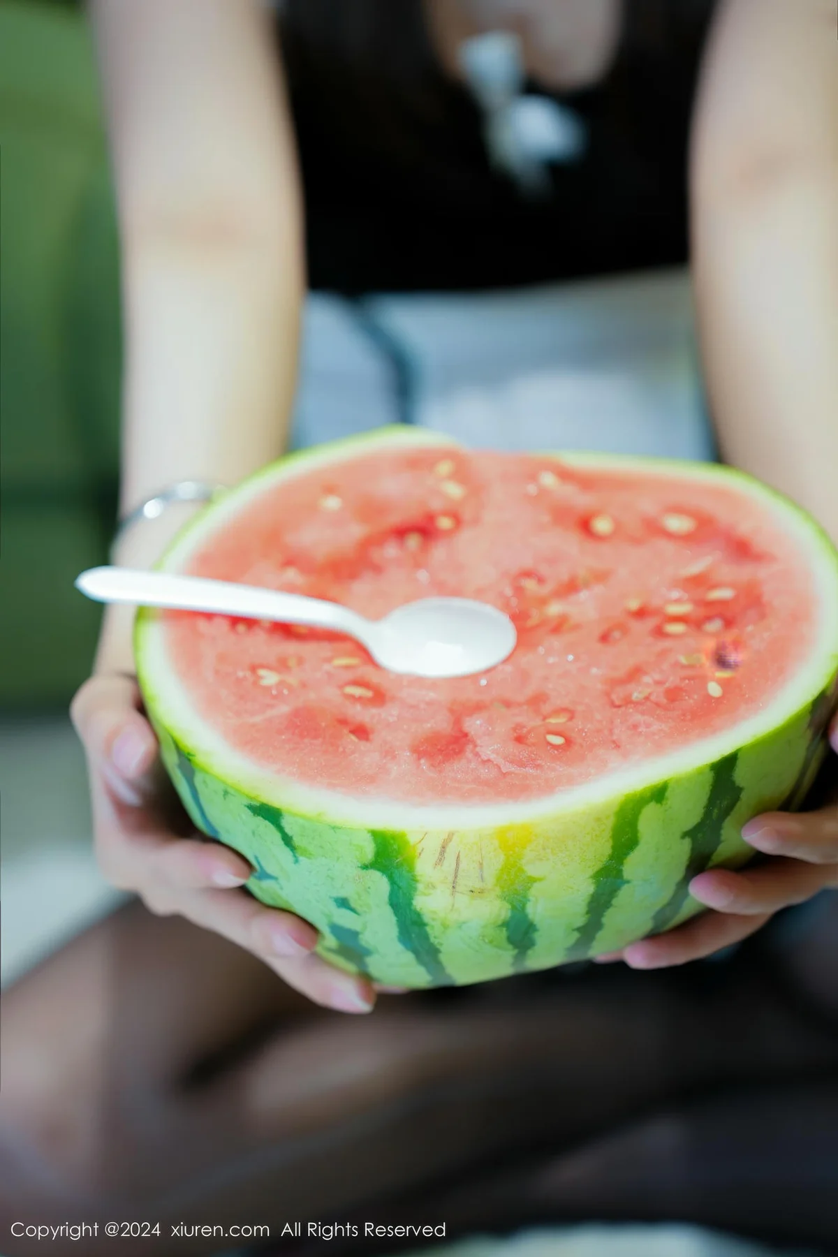 XiuRen 秀人 No.8783 小波多 黑白女仆服饰性感写真 - 1