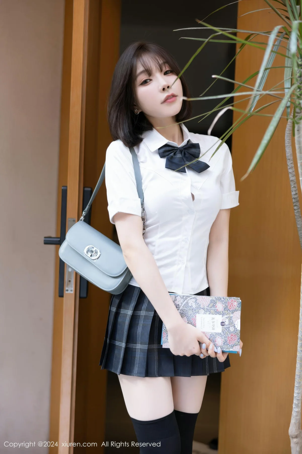 XiuRen 秀人 No.8785 徐莉芝Booty 学生制服性感写真11 - 8