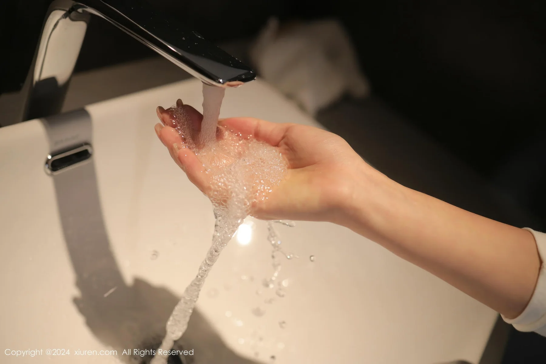 XiuRen 秀人 No.8804 lingyu69 白色轻透上衣性感写真 - 3