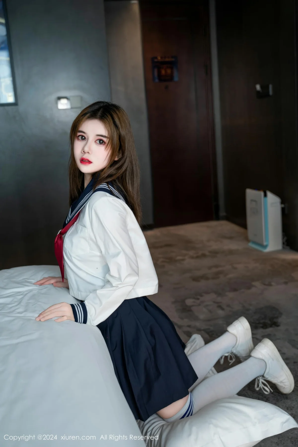 XiuRen 秀人 No.8819 凌彩烟 新晋美模性感写真 - 9