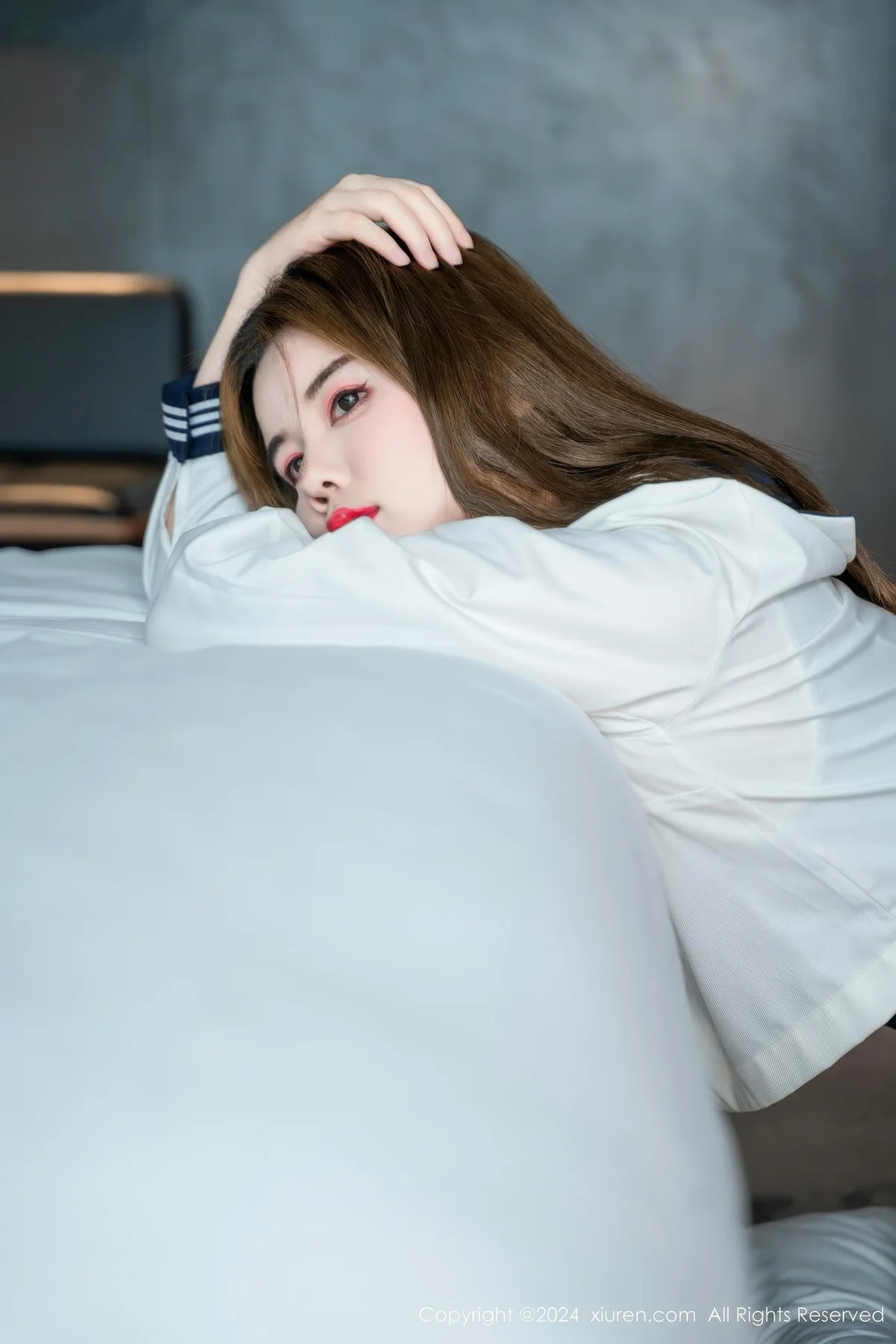 XiuRen 秀人 No.8819 凌彩烟 新晋美模性感写真 - 10