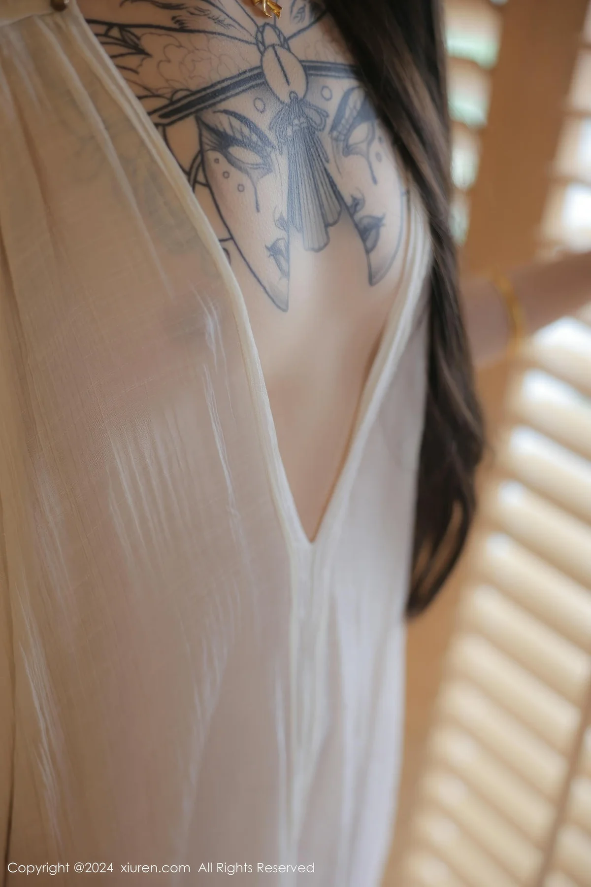 XiuRen 秀人 No.8842 夏竹 浅色连衣裙性感写真 - 9