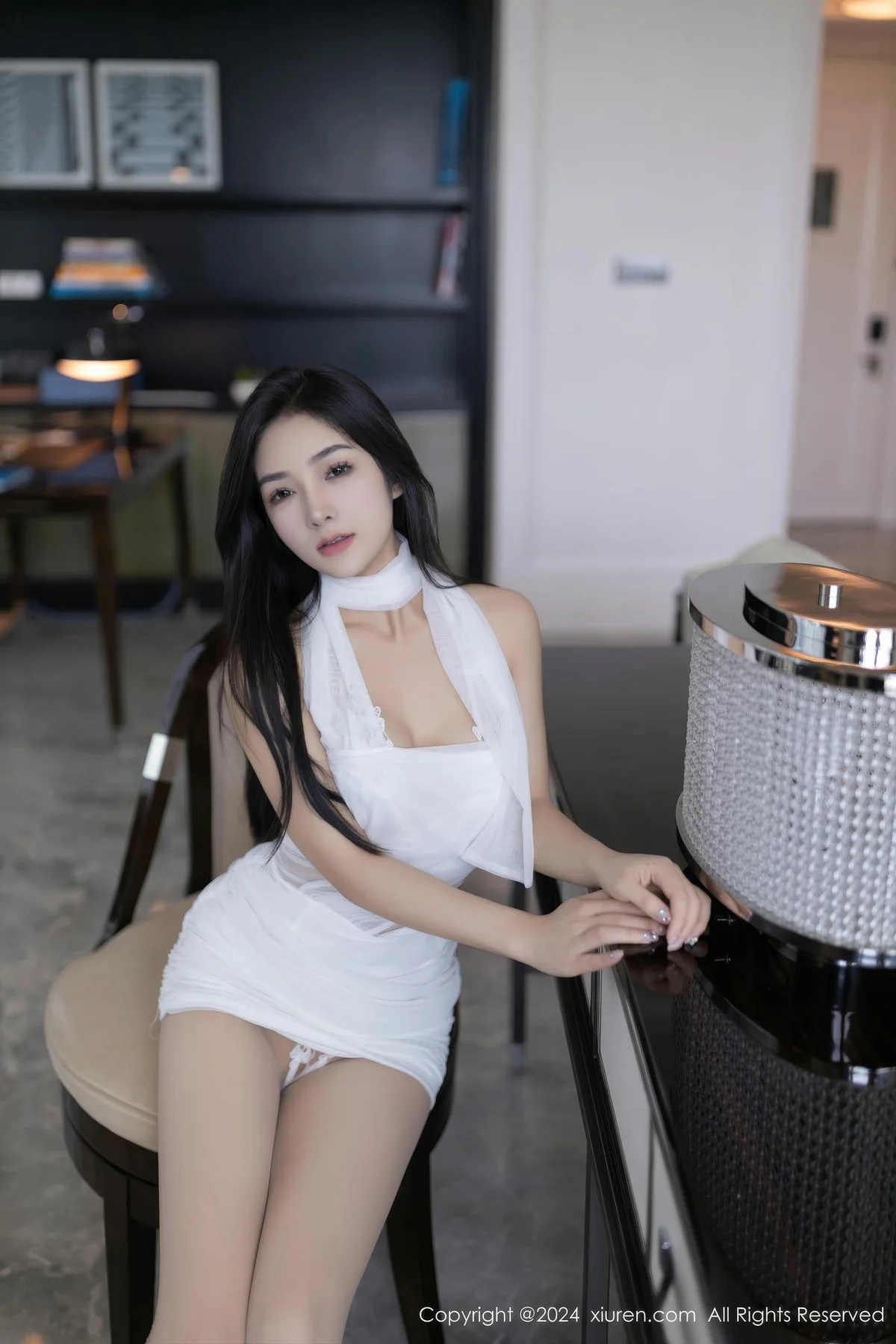 XiuRen 秀人 No.8875 谭小灵 白色连衣短裙性感写真2 - 5