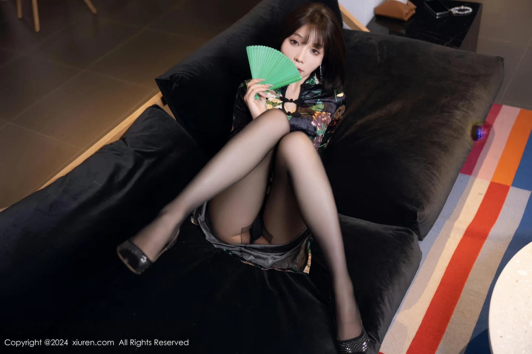 XiuRen 秀人 No.8876 徐莉芝Booty 旗袍性感写真1 - 6