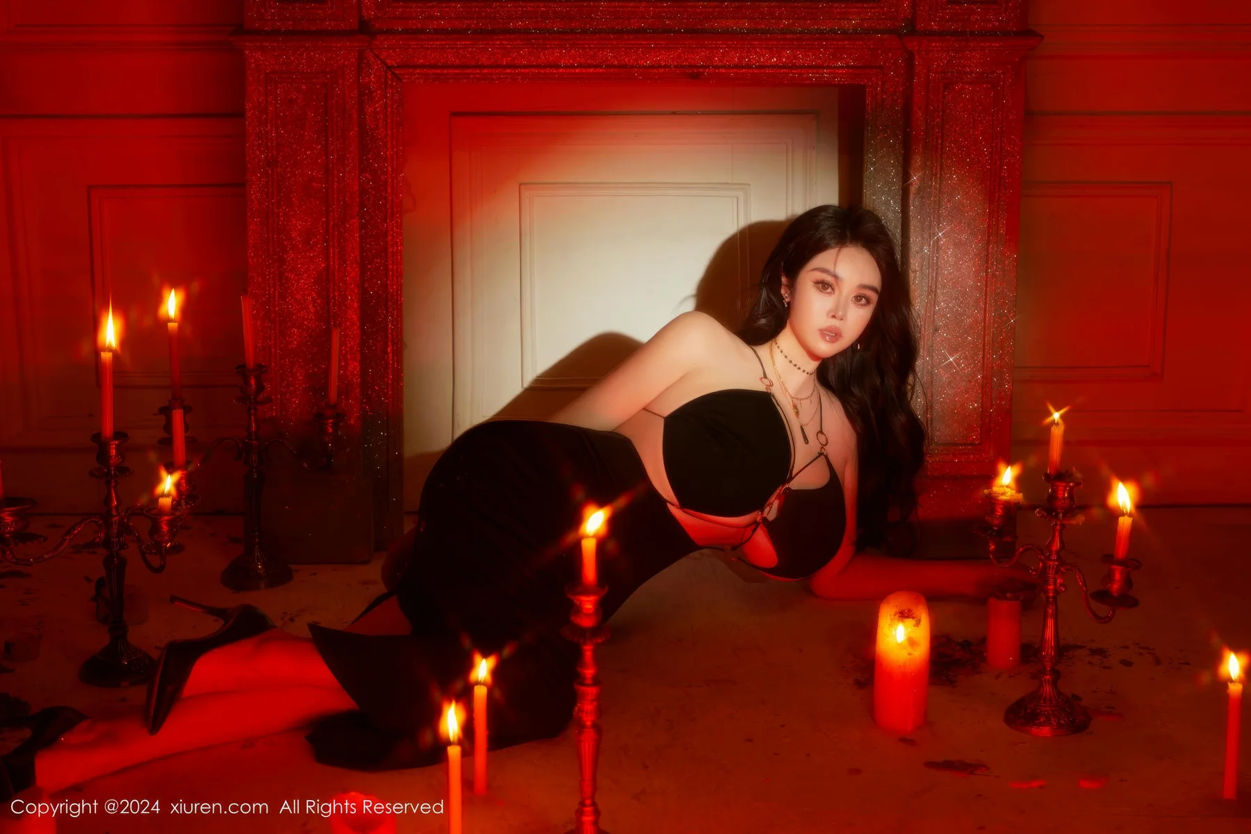 XiuRen 秀人 No.8878 戴渃欣 紫色连衣短裙性感写真 - 2