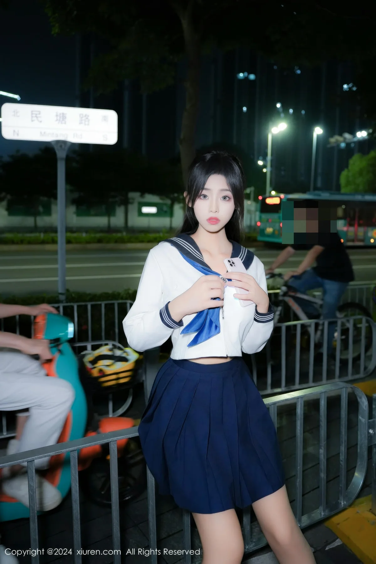 XiuRen 秀人 No.8879 董林越 蓝白色校服性感写真 - 1