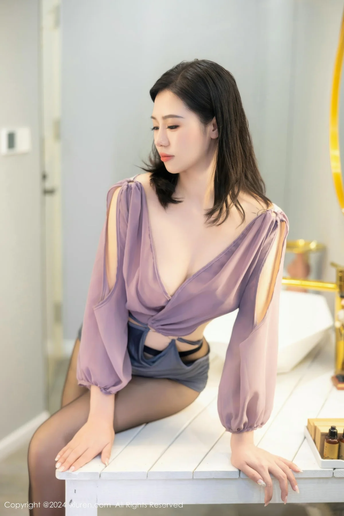 XiuRen 秀人 No.8902 金小依 紫色上衣性感写真 - 9