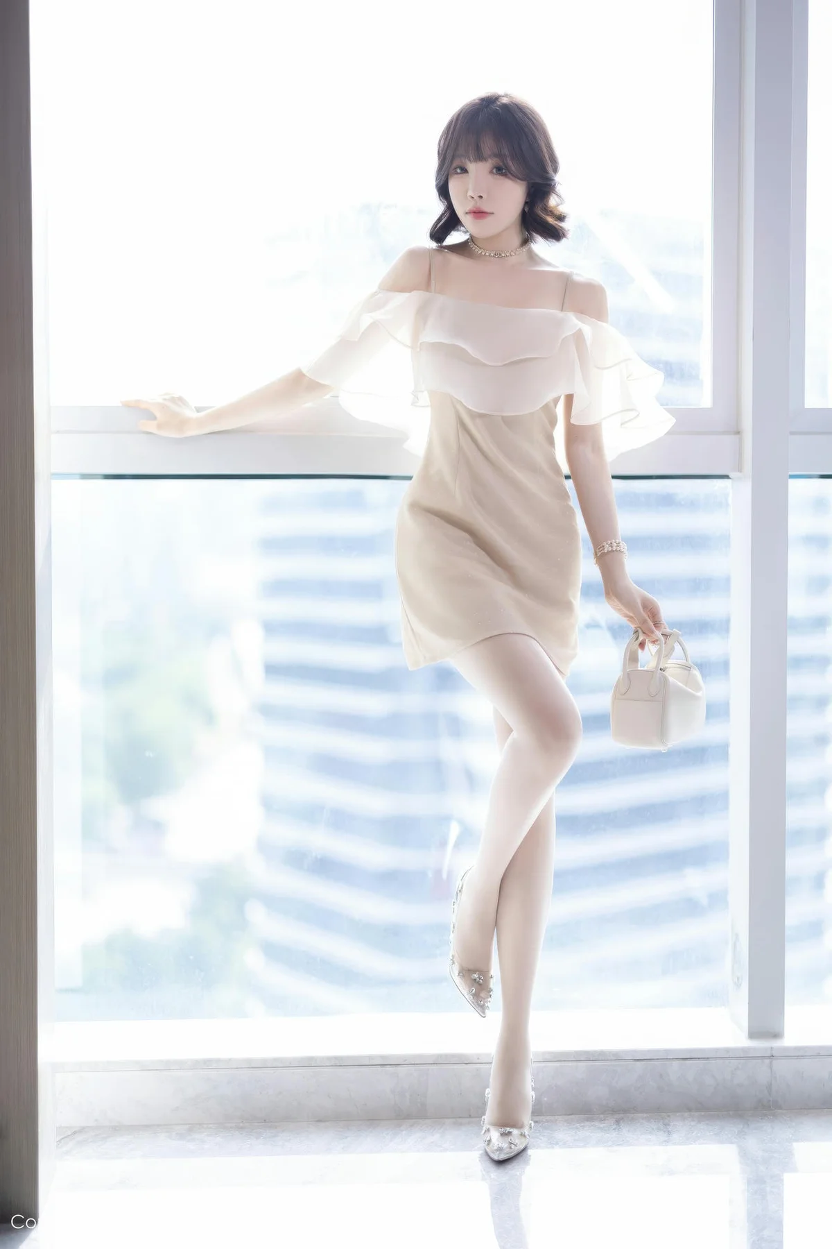 XiuRen 秀人 No.8917 徐莉芝Booty 黑色情趣内衣性感写真3 - 9