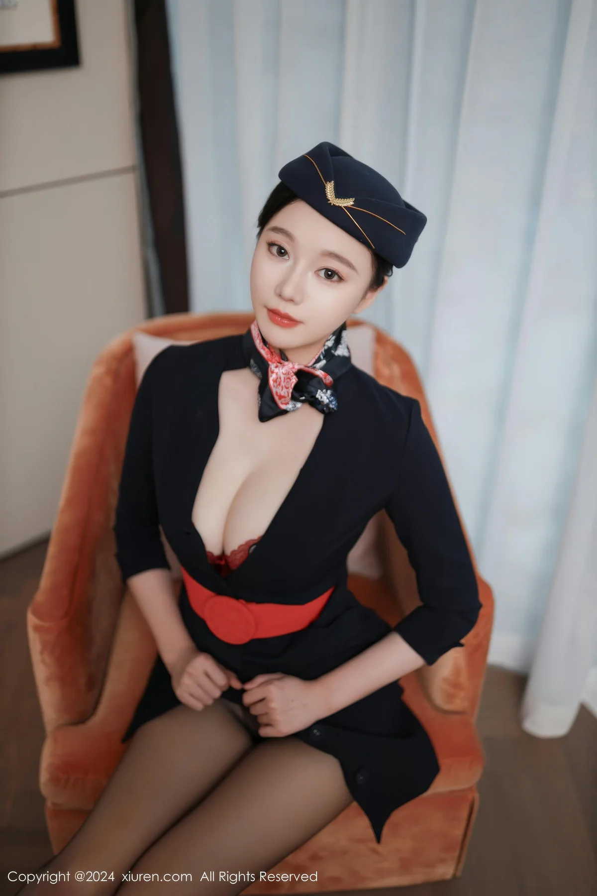 XiuRen 秀人 No.8942 安然anran 深蓝色空姐制服迪拜旅拍 - 7