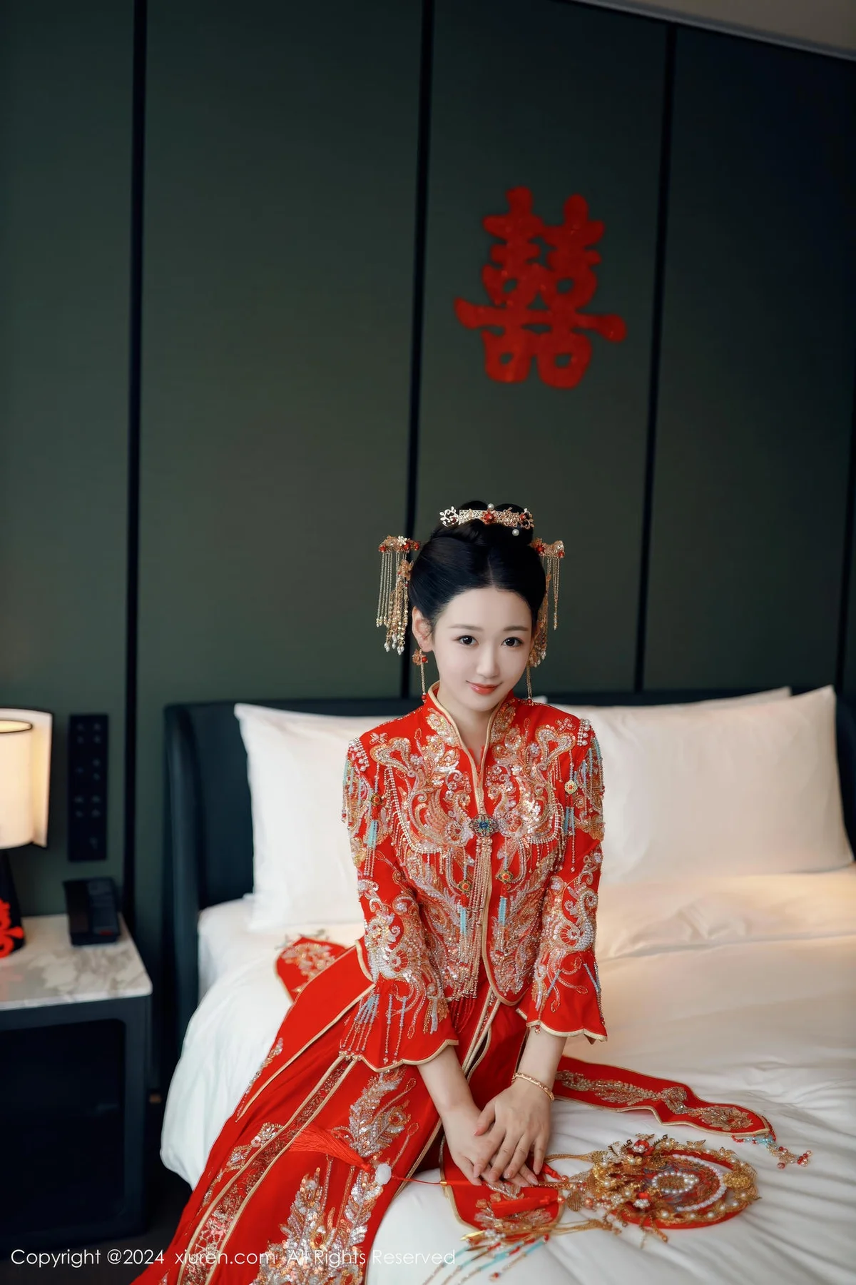 XiuRen 秀人 No.8972 唐安琪 红色新娘服饰迪拜旅拍111 - 3