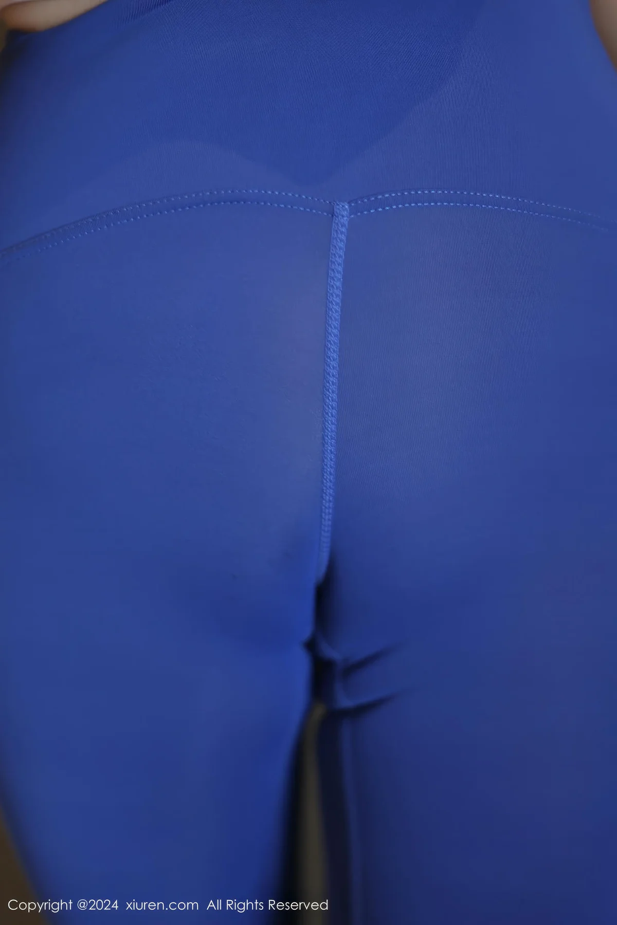 XiuRen 秀人 No.8977 吴怡怡 首套写真蓝色瑜伽服 - 3