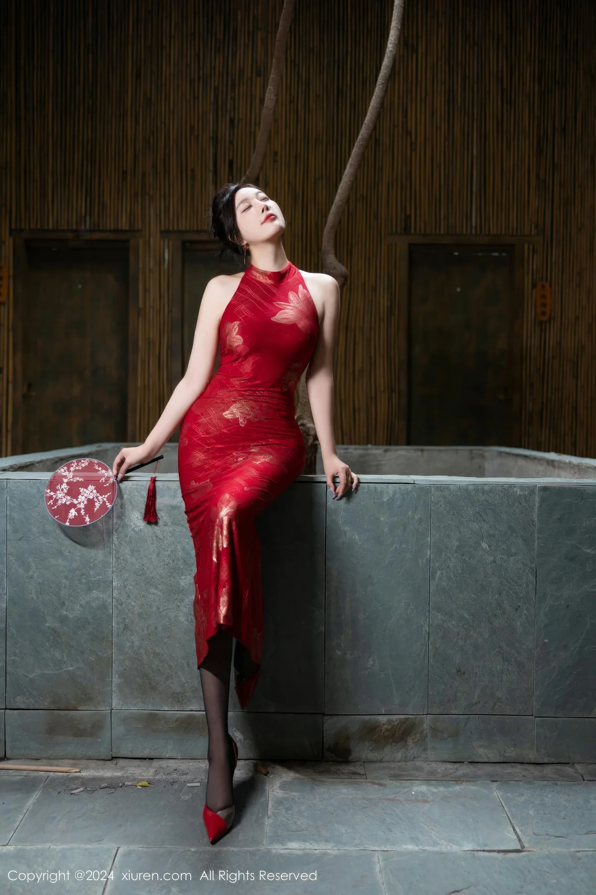 XiuRen 秀人 No.8996 杨晨晨Yome 红色旗袍性感写真1 - 6