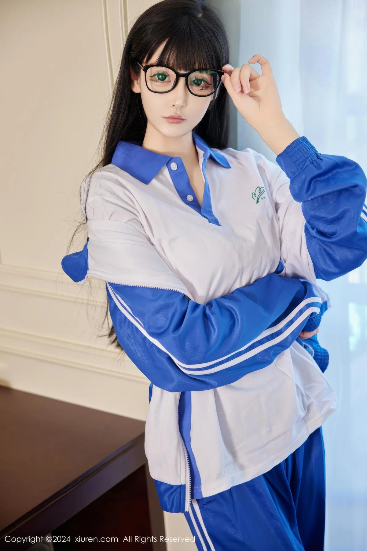 XiuRen 秀人 No.9000 智恩baby 首套写真性感学生服1 - 6